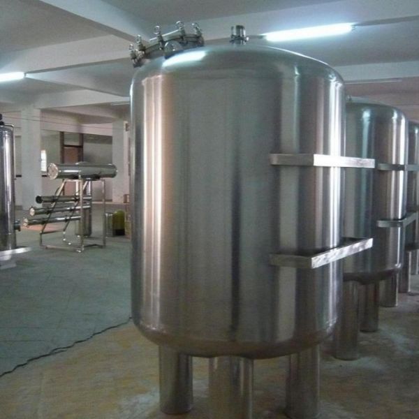 不銹鋼石英砂過濾器Φ1400×2750x3.0規(guī)格型號